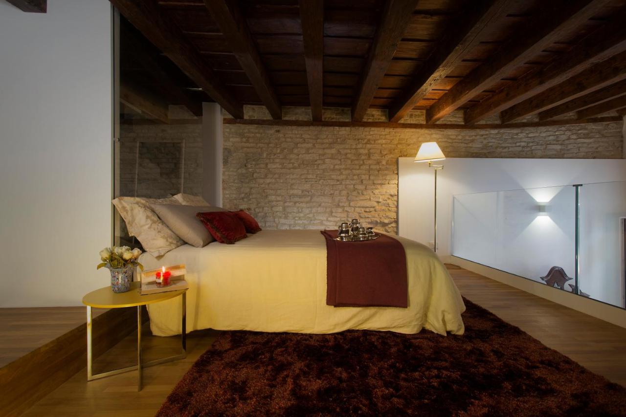 Italiahaus - Ca' Olivo Loft With Canal View In Rialto Apartment Venedig