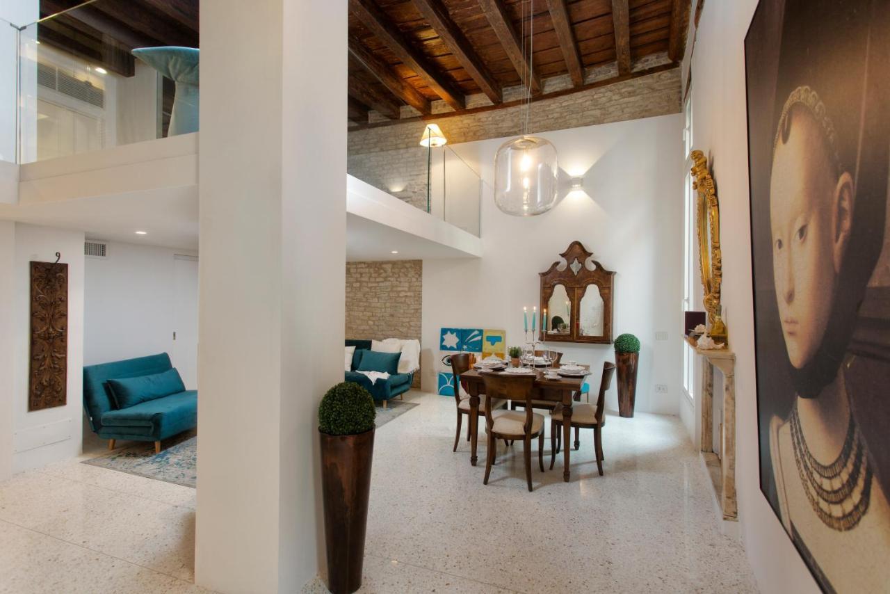 Apartment Italiahaus - Ca' Olivo Loft With Canal View In Rialto