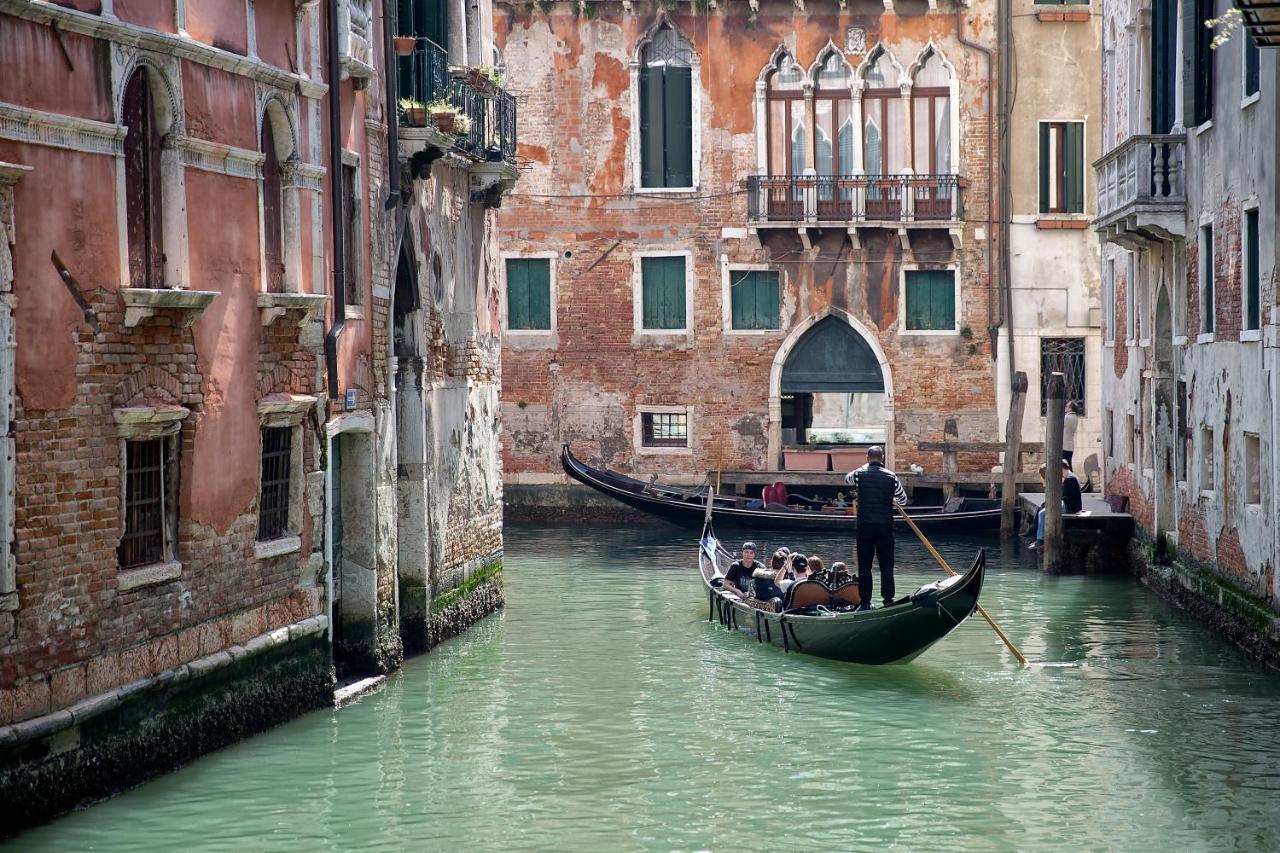 Apartment Italiahaus - Ca' Olivo Loft With Canal View In Rialto Venedig
