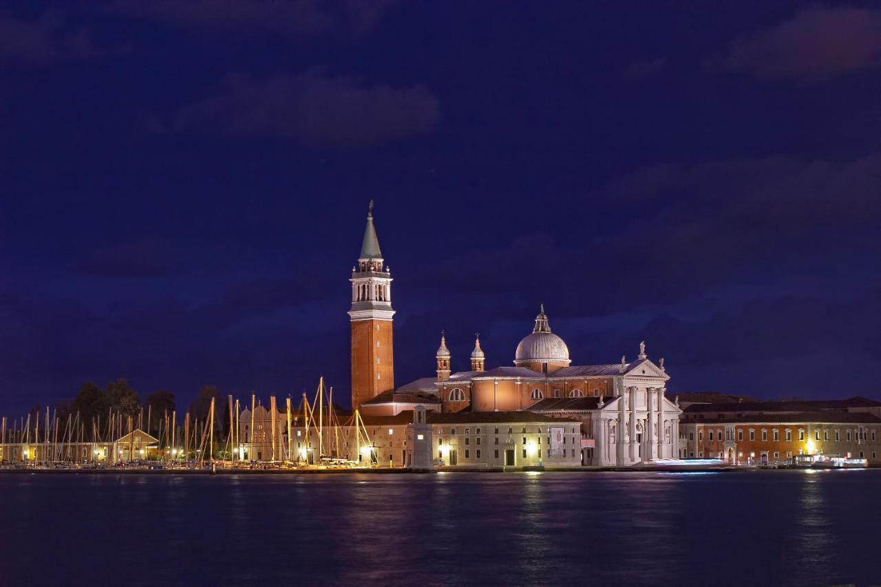 Italiahaus - Ca' Olivo Loft With Canal View In Rialto * Venedig